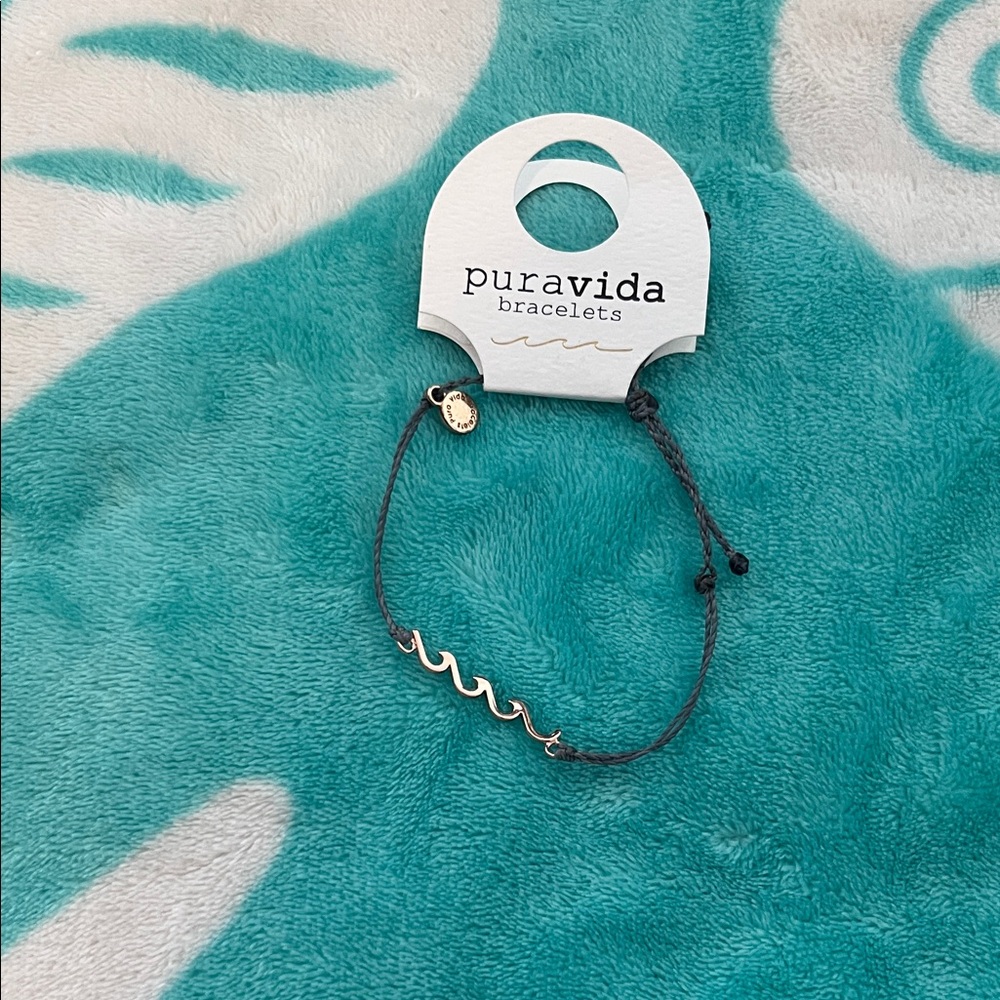 Pura Vida Gray Bracelet with Silver Wave Charm
